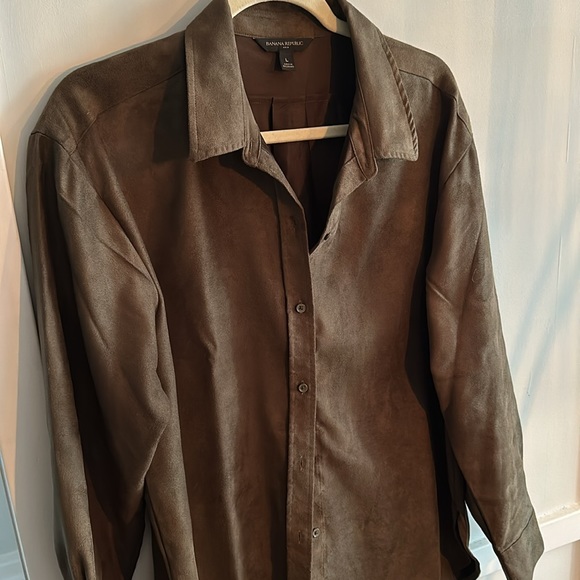 Banana Republic Dark Green Suede Button Down/Shacket - Picture 2 of 3